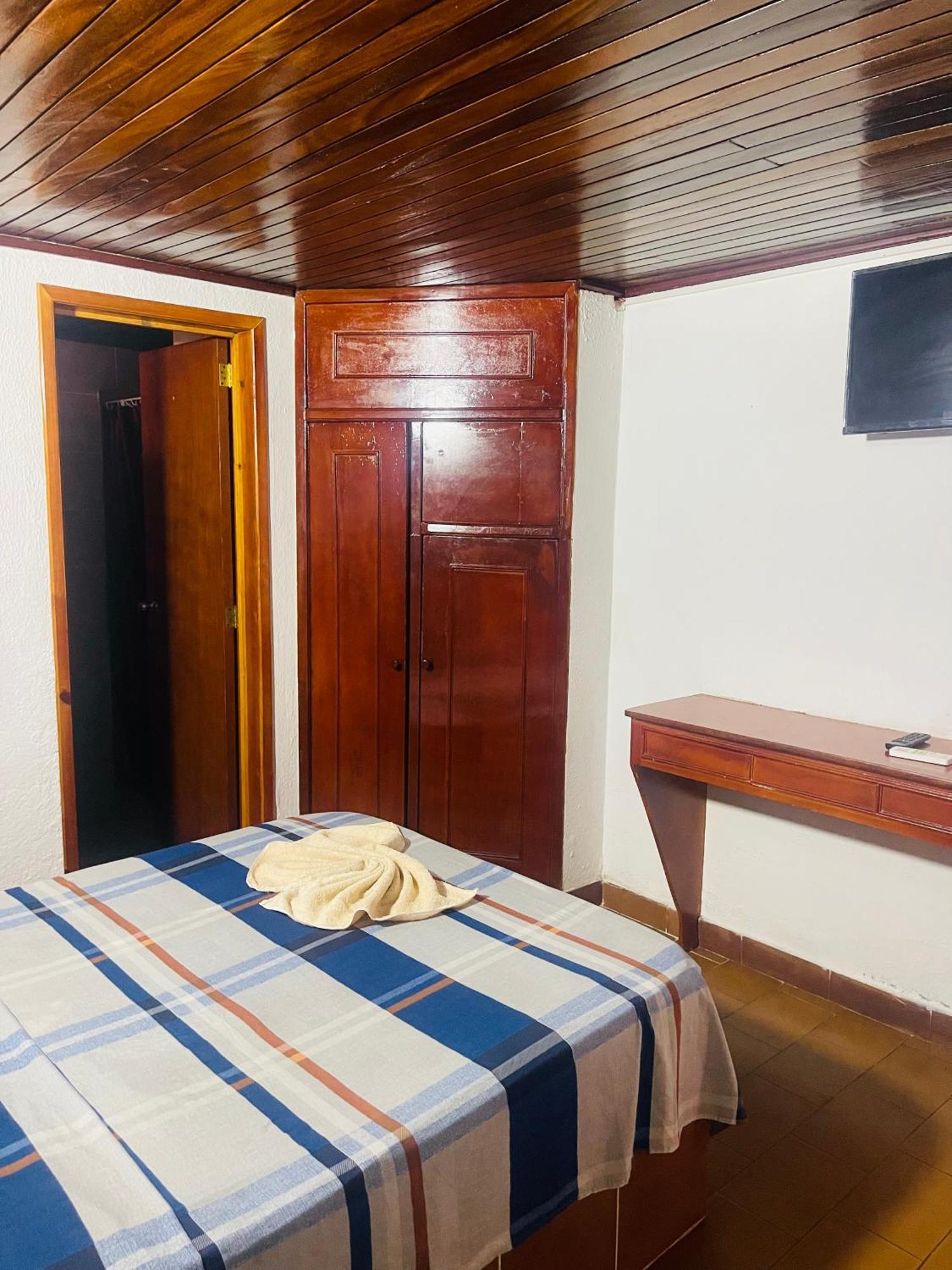 Hotel Brisas Del Mar 2022 Catia La Mar Dış mekan fotoğraf